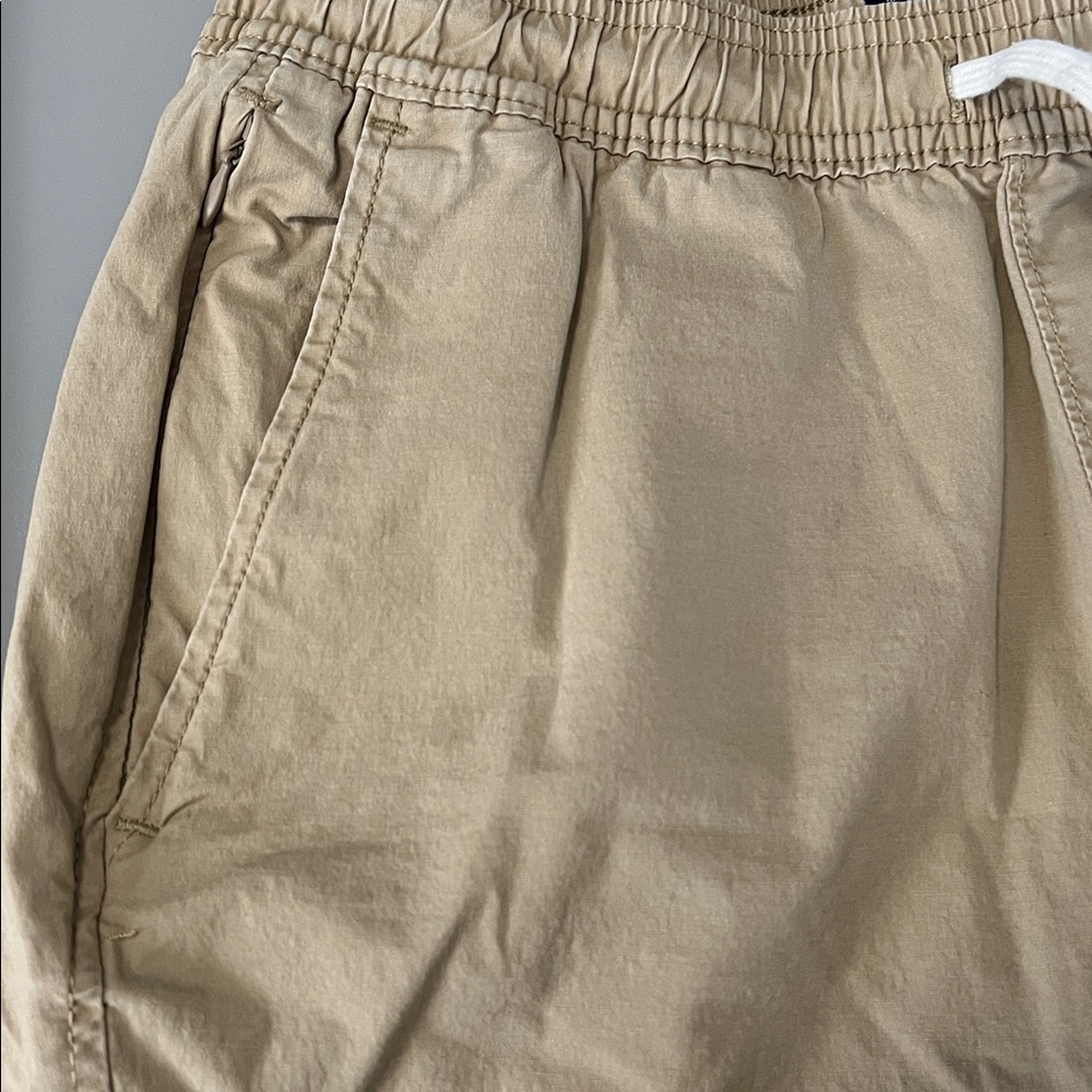 Hollister Epic Flex Jogger Short Khaki Size Small - Picture 3 of 6